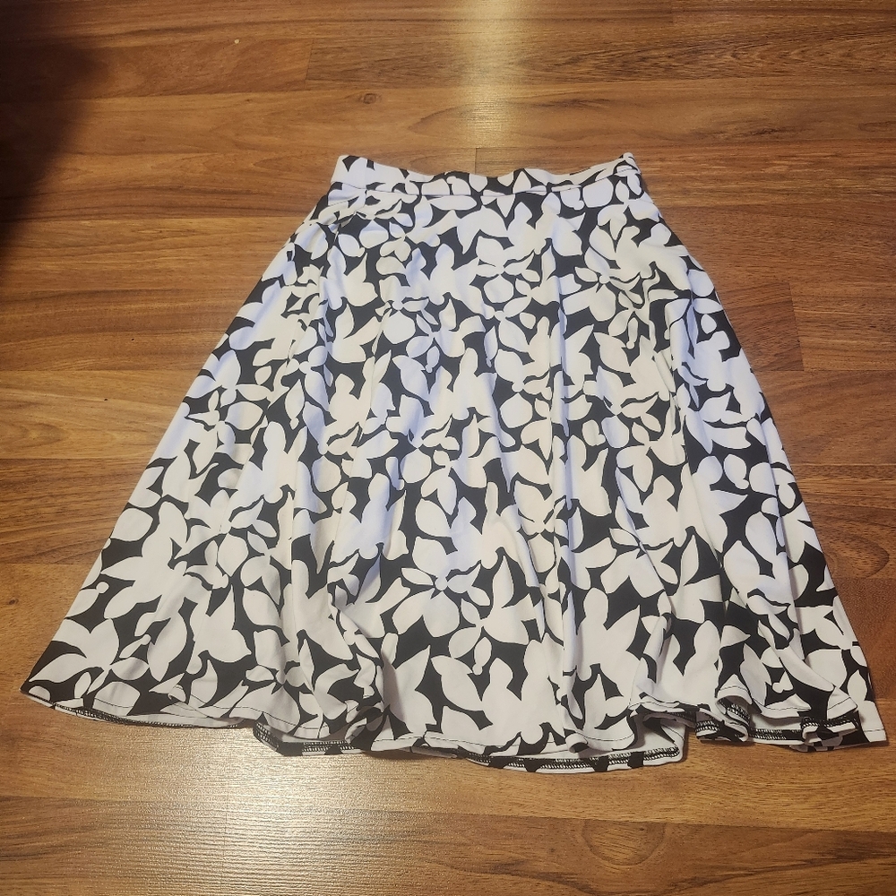 Cynthia Rowley Black and White A-Line Pleated Skirt